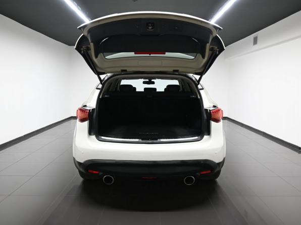 Infiniti FX II (S51) Рестайлинг с пробегом 2011 года, цена 1 900 000 рублей, 99040 км, внедорожник, Автокод Объявления