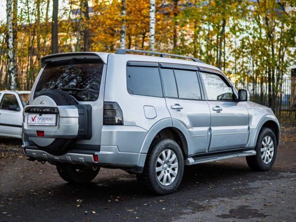 Mitsubishi Pajero IV Рестайлинг 1 с пробегом 2013 года, цена 1 750 000 рублей, 257790 км, внедорожник, Автокод Объявления