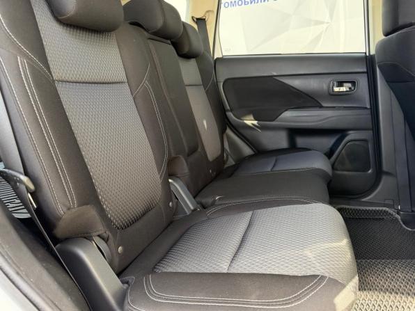 Mitsubishi Outlander III Рестайлинг 3 с пробегом 2021 года, цена 2 300 000 рублей, 163500 км, внедорожник, Автокод Объявления