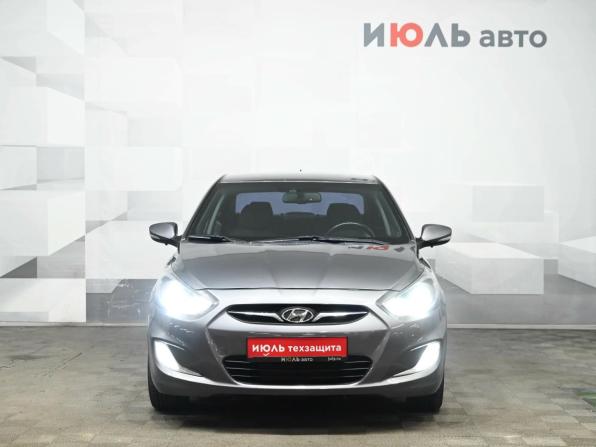 Hyundai Solaris I с пробегом 2012 года, цена 695 000 рублей, 193062 км, седан, Автокод Объявления