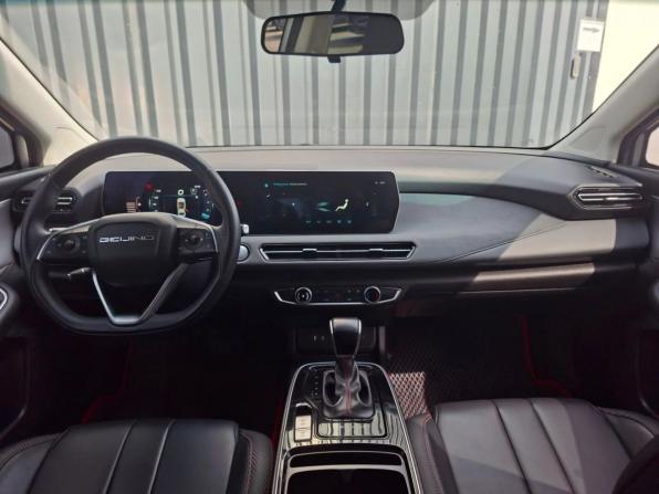 BAIC U5 Plus с пробегом 2023 года, цена 1 300 000 рублей, 29014 км, седан, Автокод Объявления