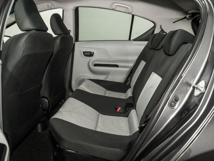 Toyota Aqua I Иркутск  - изображение 7
