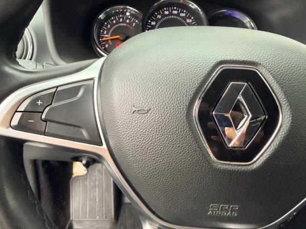 Renault Sandero II Рестайлинг с пробегом 2018 года, цена 1 100 000 рублей, 108125 км, хэтчбек, Автокод Объявления