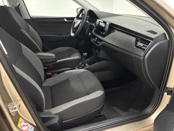 Skoda Rapid II с пробегом 2022 года, цена 1 560 000 рублей, 92703 км, лифтбек, Автокод Объявления