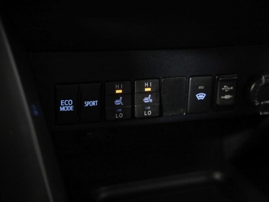 Toyota RAV4 IV (XA40) Рестайлинг Санкт-Петербург  - изображение 18