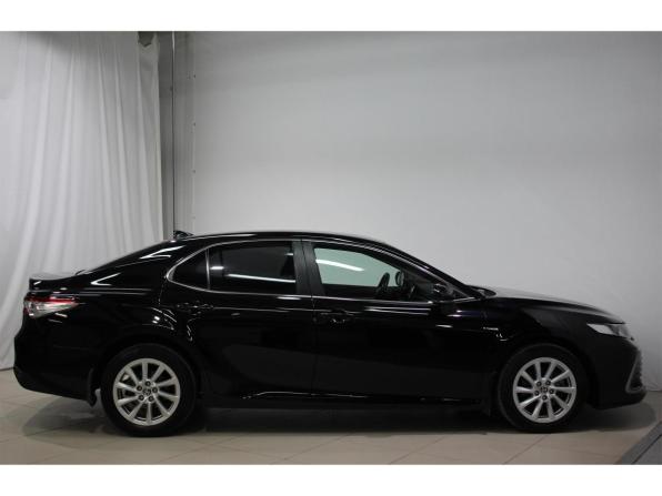 Toyota Camry VIII (XV70) Рестайлинг с пробегом 2021 года, цена 2 440 000 рублей, 82601 км, седан, Автокод Объявления
