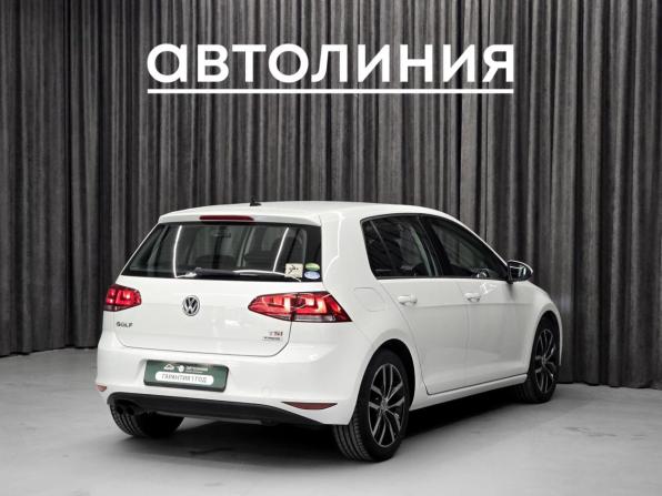 Volkswagen Golf VII с пробегом 2015 года, цена 1 240 000 рублей, 138815 км, хэтчбек, Автокод Объявления