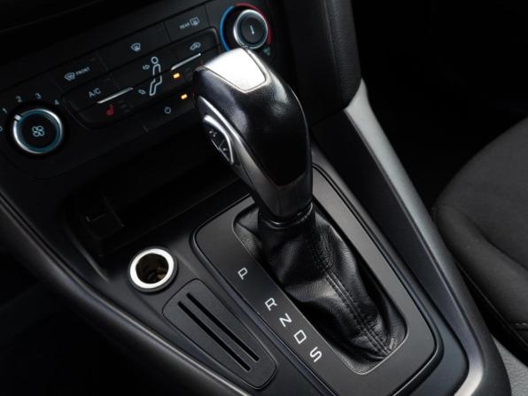 Ford Focus III Рестайлинг с пробегом 2018 года, цена 920 000 рублей, 112860 км, универсал, Автокод Объявления