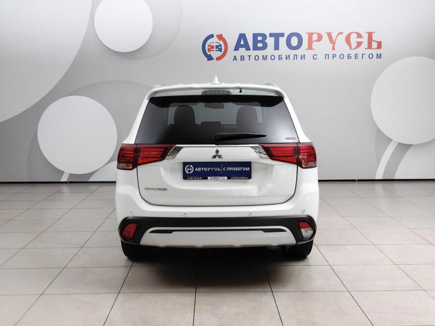 Mitsubishi Outlander III Рестайлинг 3 Подольск  - изображение 4