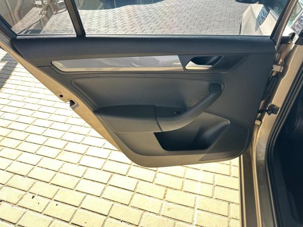 Volkswagen Polo VI с пробегом 2021 года, цена 1 575 000 рублей, 113052 км, лифтбек, Автокод Объявления