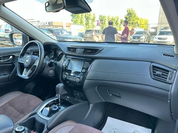 Nissan X-Trail III Рестайлинг с пробегом 2021 года, цена 3 050 000 рублей, 135000 км, внедорожник, Автокод Объявления