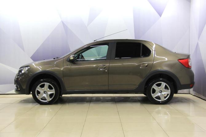 Renault Logan II Рестайлинг с пробегом 2021 года, цена 1 027 000 рублей, 208826 км, седан, Автокод Объявления