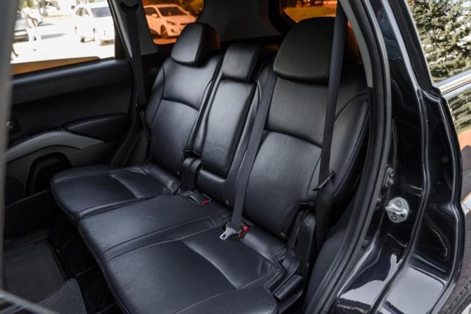 Citroen C-Crosser с пробегом 2011 года, цена 949 000 рублей, 193180 км, внедорожник, Автокод Объявления