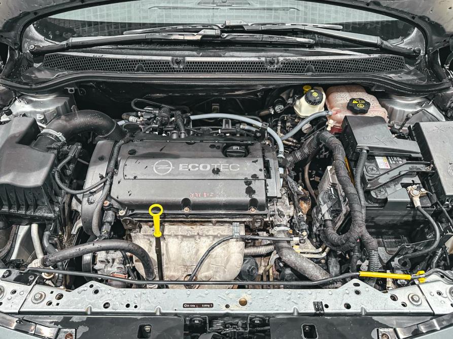Opel Astra J Рестайлинг Екатеринбург  - изображение 4