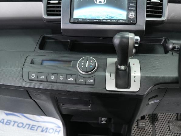 Honda Freed I Рестайлинг с пробегом 2011 года, цена 1 155 000 рублей, 139000 км, компактвэн, Автокод Объявления