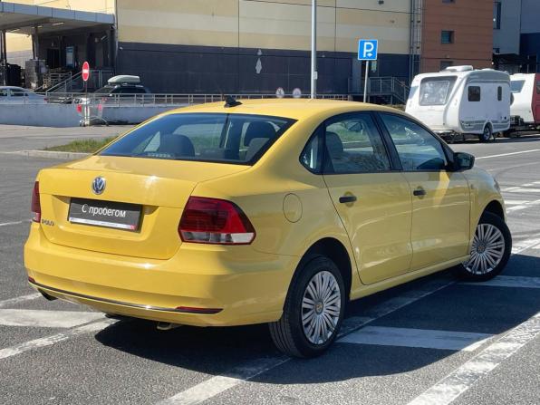 Volkswagen Polo V Рестайлинг с пробегом 2019 года, цена 1 149 000 рублей, 107000 км, седан, Автокод Объявления