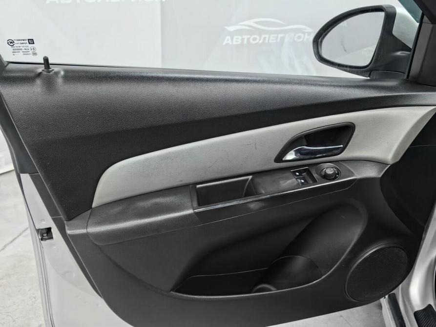 Chevrolet Cruze I Новосибирск  - изображение 22