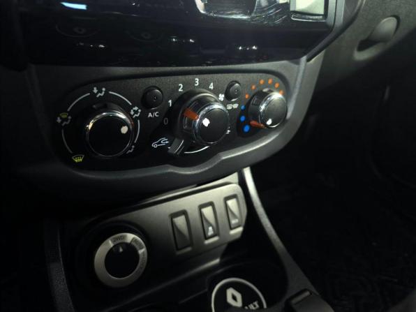 Renault Duster I Рестайлинг с пробегом 2016 года, цена 1 224 750 рублей, 133231 км, внедорожник, Автокод Объявления
