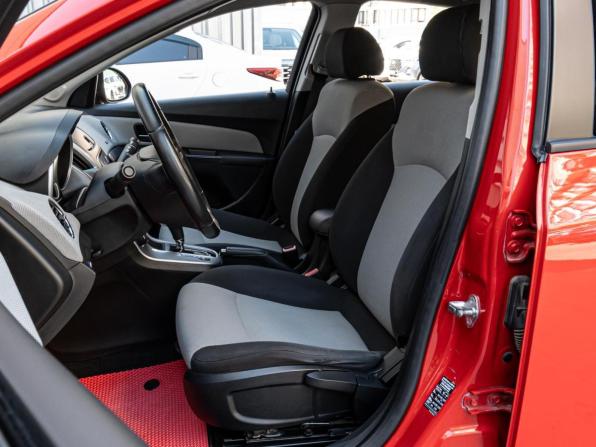 Chevrolet Cruze I Рестайлинг с пробегом 2014 года, цена 860 000 рублей, 136407 км, хэтчбек, Автокод Объявления