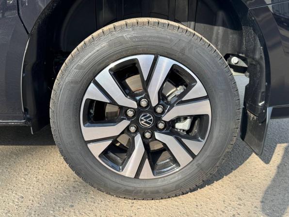 Volkswagen Caravelle T7 с пробегом 2025 года, цена 9 990 000 рублей, 680 км, минивэн, Автокод Объявления