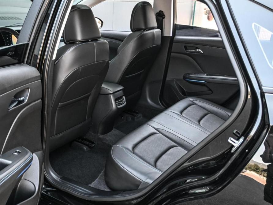Chevrolet Monza II Рестайлинг Новороссийск  - изображение 11