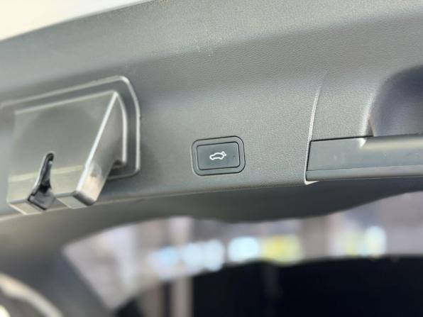 Geely Atlas Pro с пробегом 2023 года, цена 2 073 000 рублей, 47995 км, внедорожник, Автокод Объявления