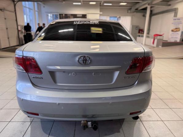 Toyota Avensis III с пробегом 2010 года, цена 1 149 000 рублей, 215655 км, седан, Автокод Объявления