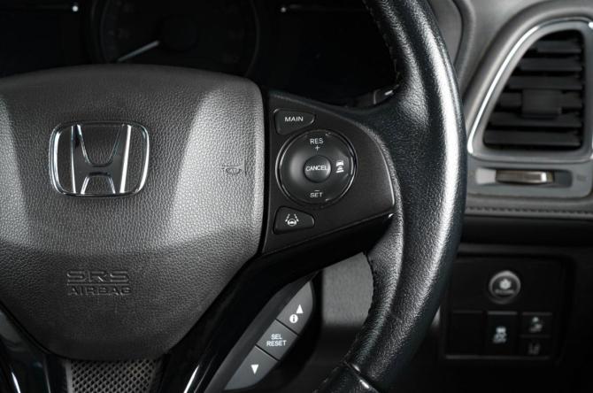 Honda Vezel I Рестайлинг с пробегом 2019 года, цена 1 799 000 рублей, 130000 км, внедорожник, Автокод Объявления