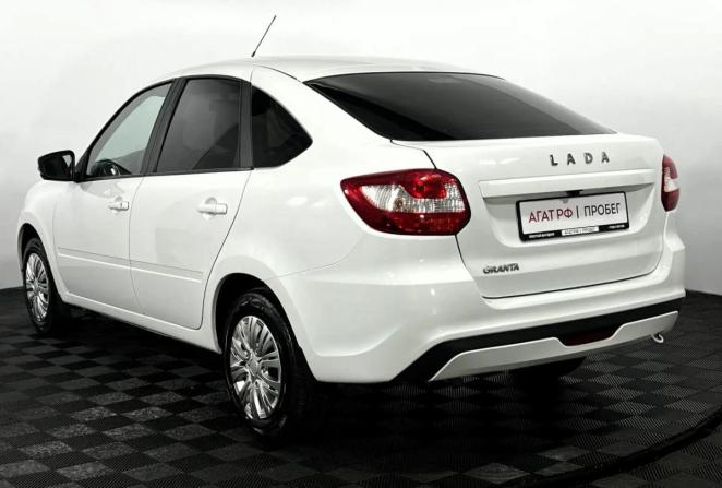 Lada (ВАЗ) Granta I Рестайлинг с пробегом 2023 года, цена 785 000 рублей, 54580 км, лифтбек, Автокод Объявления