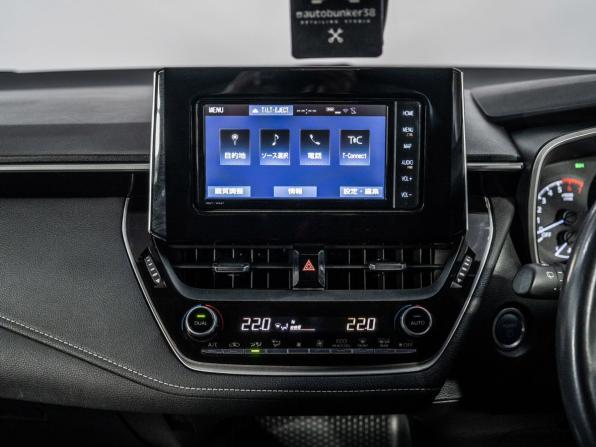Toyota Corolla XII (E210) с пробегом 2018 года, цена 1 590 500 рублей, 64351 км, хэтчбек, Автокод Объявления