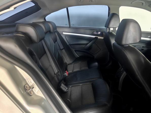 Skoda Octavia II (A5) Рестайлинг с пробегом 2012 года, цена 695 000 рублей, 317875 км, лифтбек, Автокод Объявления