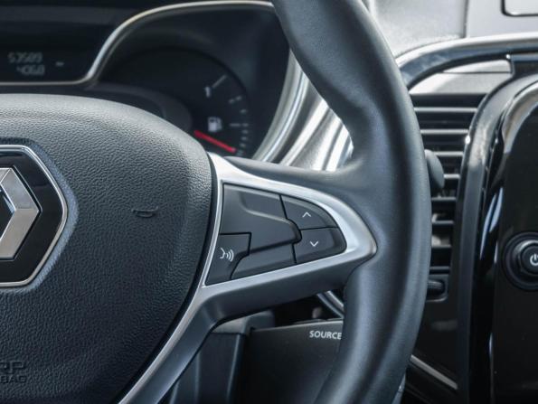 Renault Kaptur I Рестайлинг с пробегом 2021 года, цена 1 732 500 рублей, 53589 км, внедорожник, Автокод Объявления