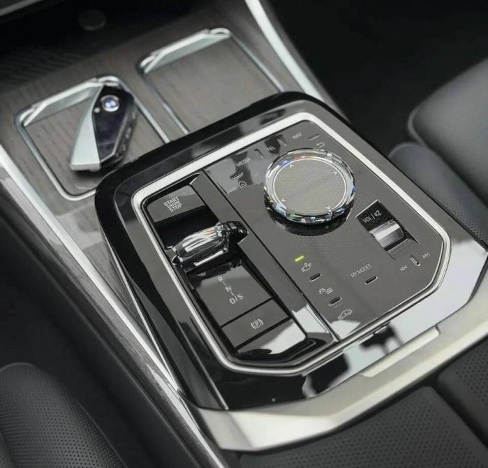 BMW 7 серии VII (G70) Рестайлинг Барнаул  - изображение 10