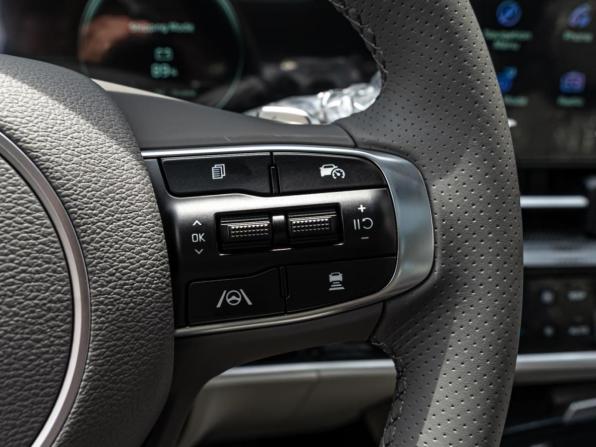 Kia Sportage V с пробегом 2026 года, цена 3 865 000 рублей, 36 км, внедорожник, Автокод Объявления