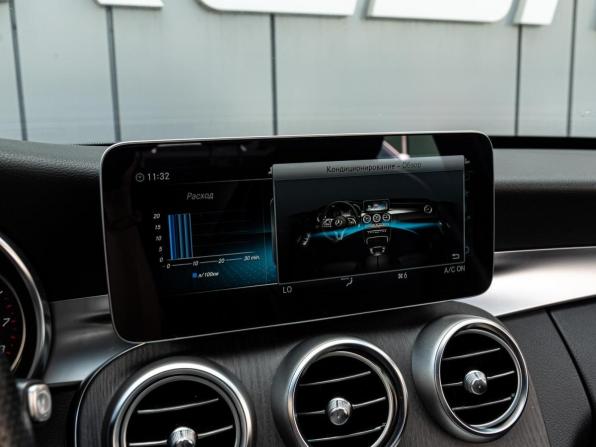 Mercedes-Benz C-Класс IV (W205) Рестайлинг с пробегом 2018 года, цена 2 990 000 рублей, 105753 км, седан, Автокод Объявления
