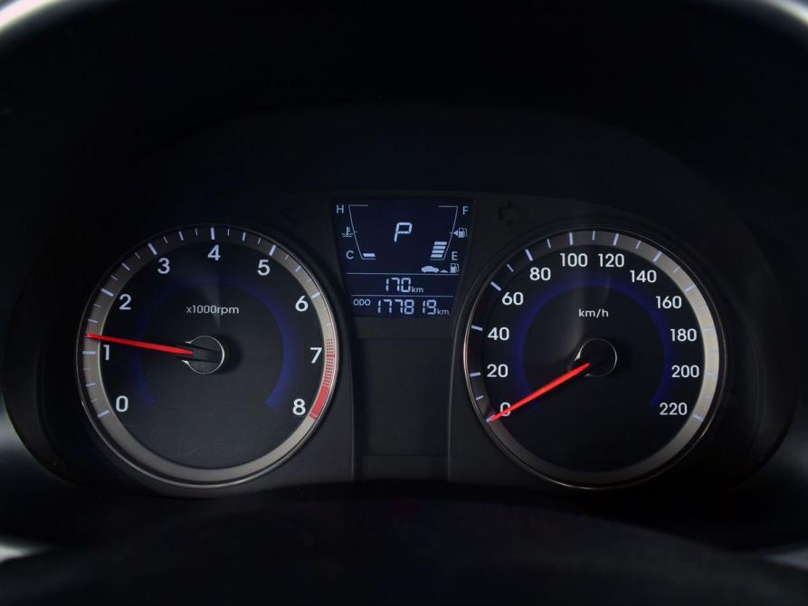 Hyundai Solaris I Кемерово  - изображение 9