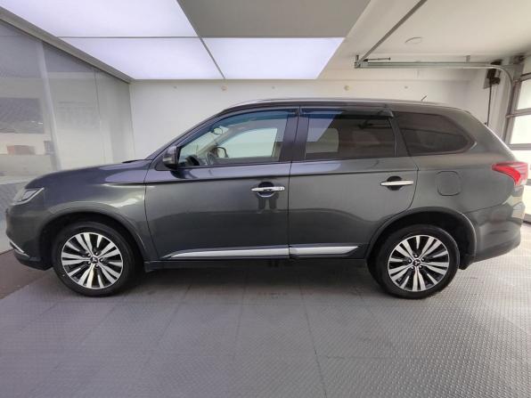 Mitsubishi Outlander III Рестайлинг 2 с пробегом 2016 года, цена 1 945 000 рублей, 168748 км, внедорожник, Автокод Объявления