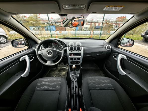 Renault Sandero I с пробегом 2014 года, цена 669 000 рублей, 120000 км, хэтчбек, Автокод Объявления