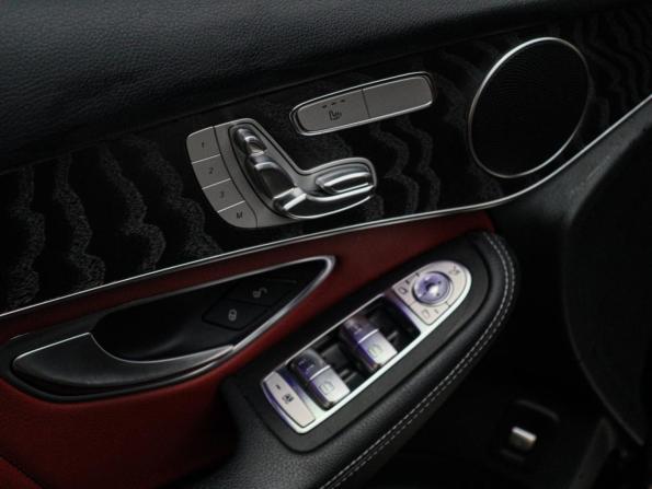 Mercedes-Benz GLC Coupe I (C253) Рестайлинг с пробегом 2021 года, цена 4 990 000 рублей, 65000 км, внедорожник, Автокод Объявления