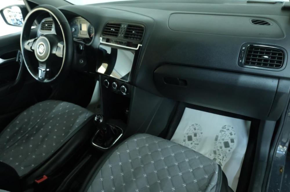 Volkswagen Polo V Омск  - изображение 19