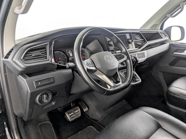 Volkswagen Multivan T6 Рестайлинг с пробегом 2021 года, цена 5 810 000 рублей, 107197 км, минивэн, Автокод Объявления