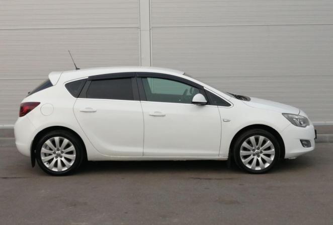 Opel Astra J с пробегом 2011 года, цена 540 000 рублей, 204853 км, хэтчбек, Автокод Объявления