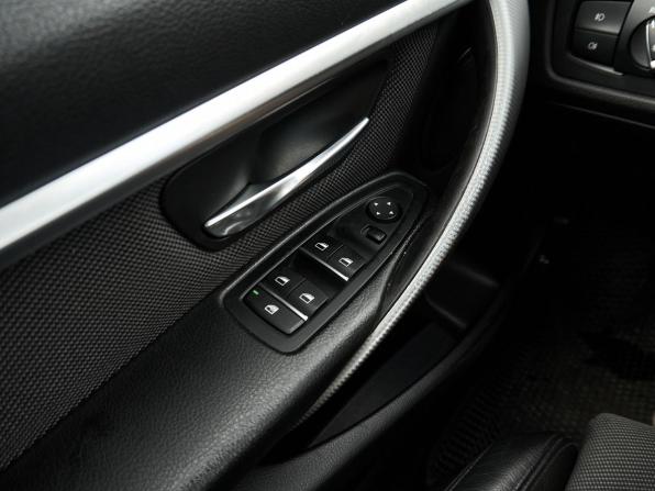 BMW 3 серии VI (F3x) Рестайлинг с пробегом 2017 года, цена 2 275 000 рублей, 171000 км, седан, Автокод Объявления