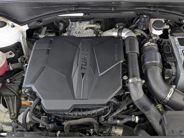 Hyundai Santa Fe IV Рестайлинг с пробегом 2022 года, цена 3 550 000 рублей, 49228 км, внедорожник, Автокод Объявления