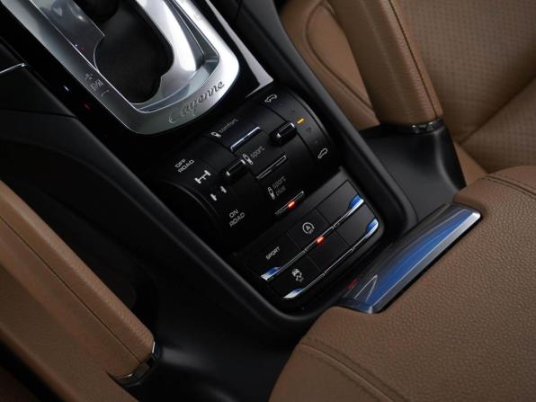 Porsche Cayenne II Рестайлинг (958) с пробегом 2014 года, цена 2 999 999 рублей, 147818 км, внедорожник, Автокод Объявления