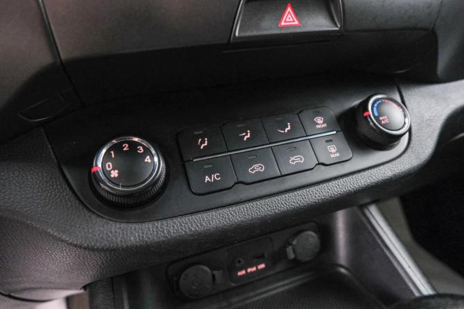 Kia Sportage III с пробегом 2013 года, цена 1 149 000 рублей, 243074 км, внедорожник, Автокод Объявления