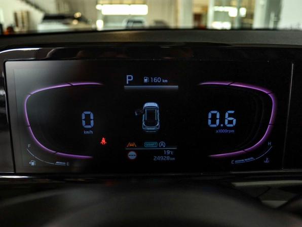 Kia Seltos I Рестайлинг с пробегом 2024 года, цена 2 285 000 рублей, 24000 км, внедорожник, Автокод Объявления