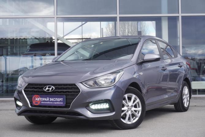 Hyundai Solaris II с пробегом 2017 года, цена 1 299 000 рублей, 86393 км, седан, Автокод Объявления