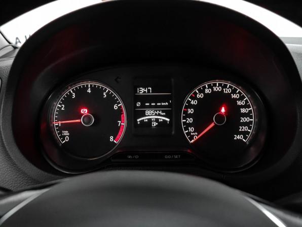 Volkswagen Polo V Рестайлинг с пробегом 2016 года, цена 1 299 000 рублей, 88544 км, седан, Автокод Объявления