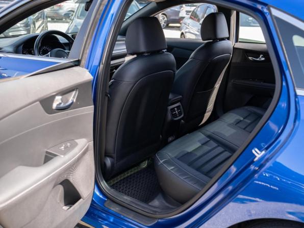 Kia Cerato IV Рестайлинг с пробегом 2022 года, цена 2 890 000 рублей, 10475 км, седан, Автокод Объявления